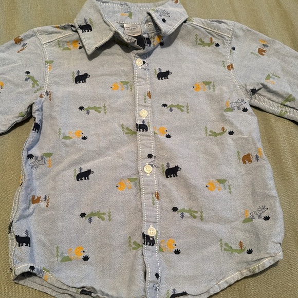 Toddlers forest theme button up 3t - Picture 3 of 3
